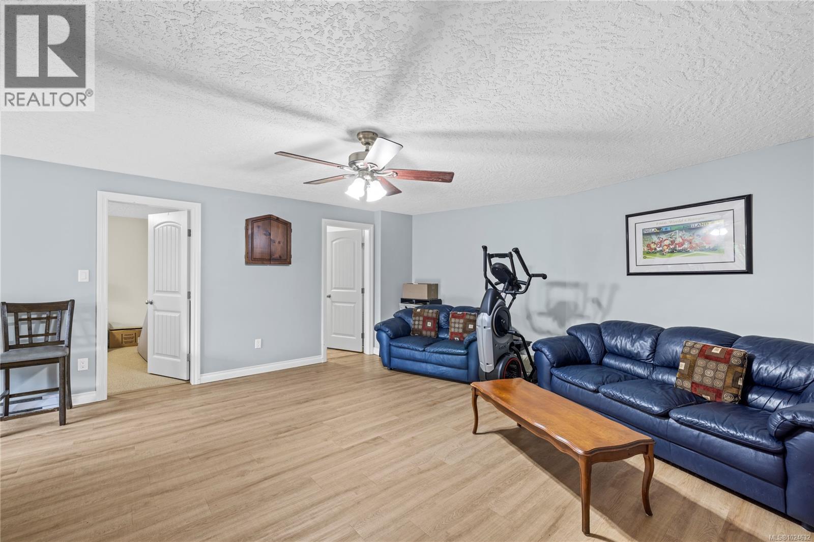 1738 Martini Way, Qualicum Beach