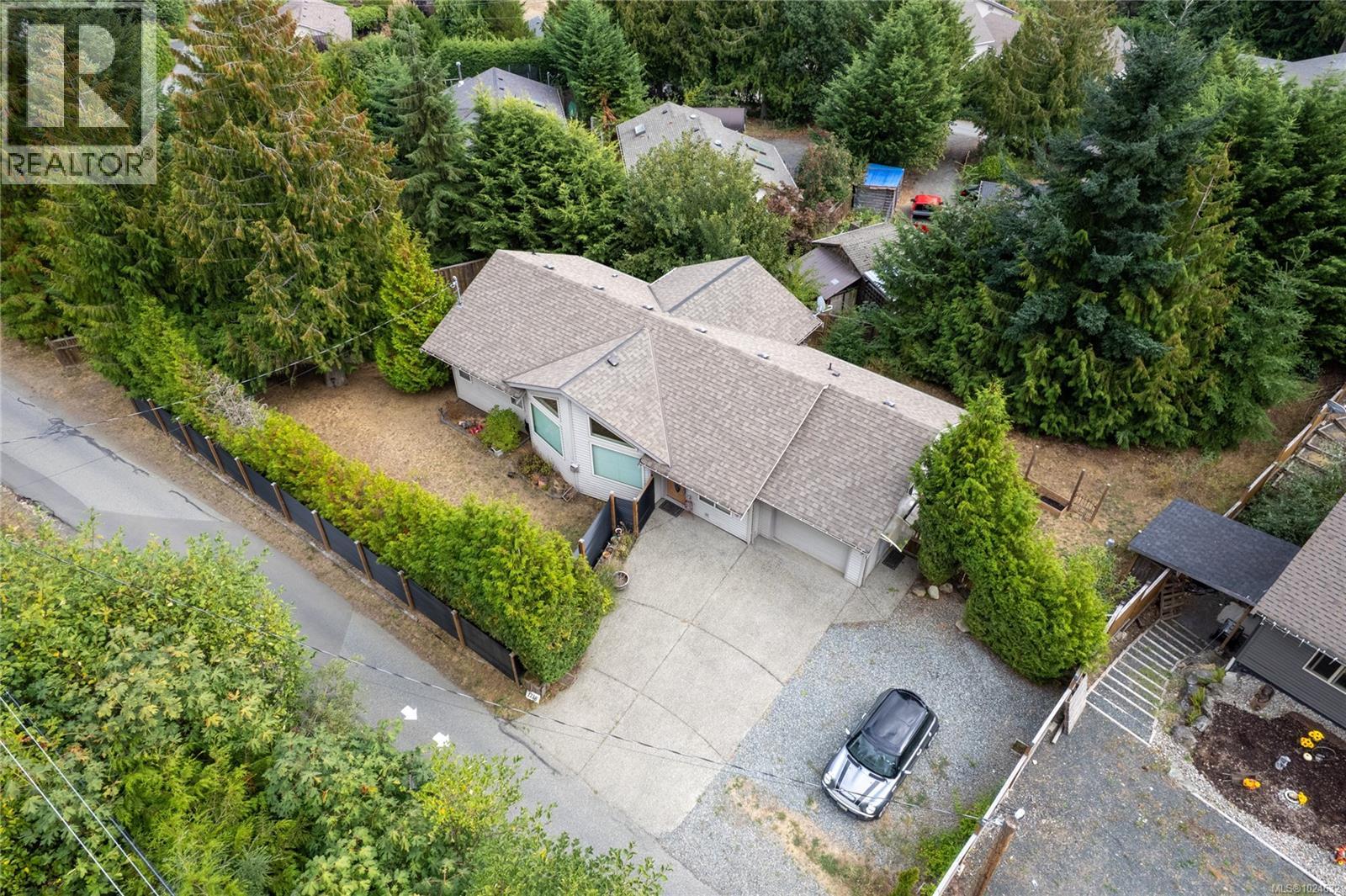 1738 Martini Way, Qualicum Beach