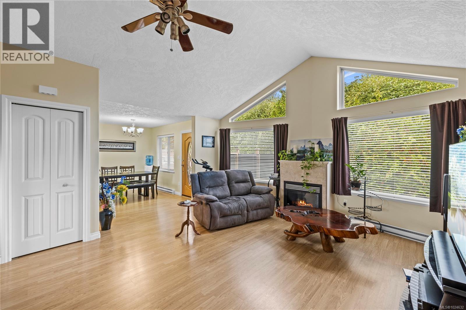 1738 Martini Way, Qualicum Beach