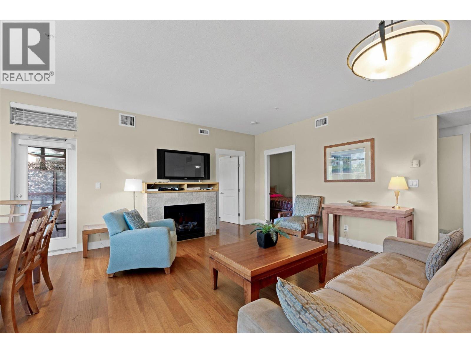 301 4205 Gellatly Road, West Kelowna