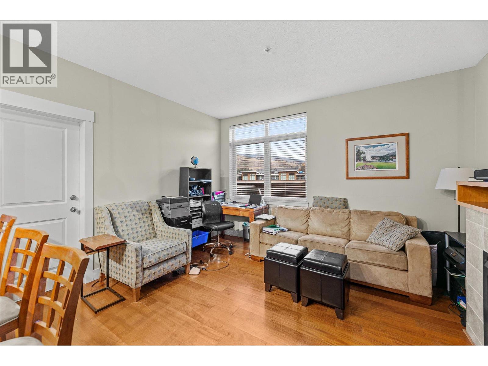 301 4205 Gellatly Road, West Kelowna