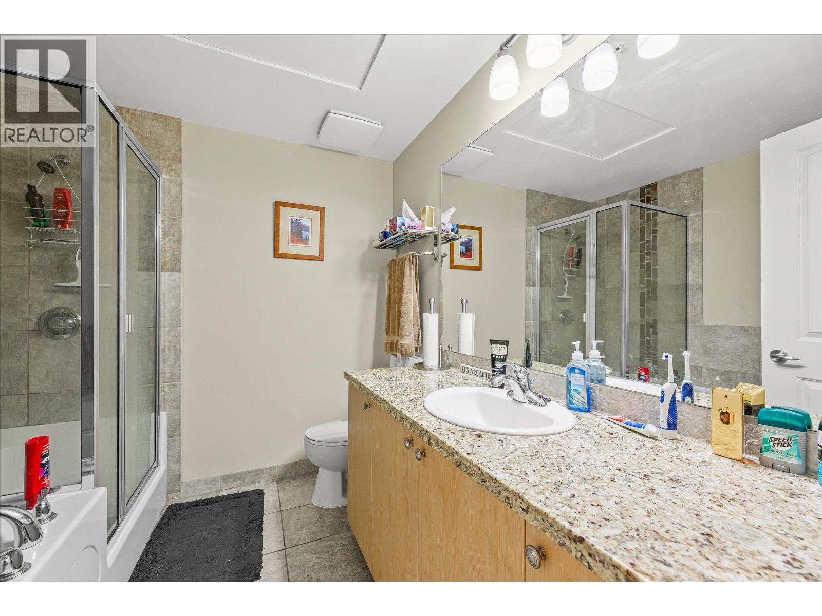 301 4205 Gellatly Road, West Kelowna