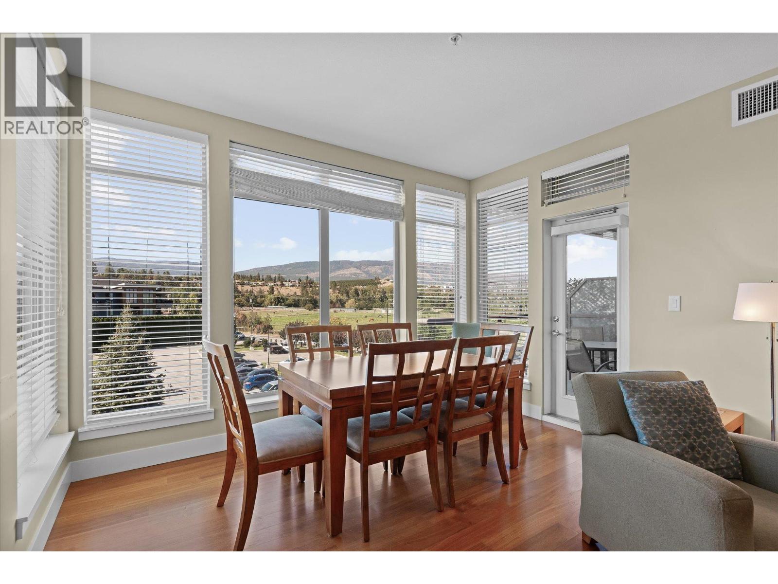 301 4205 Gellatly Road, West Kelowna