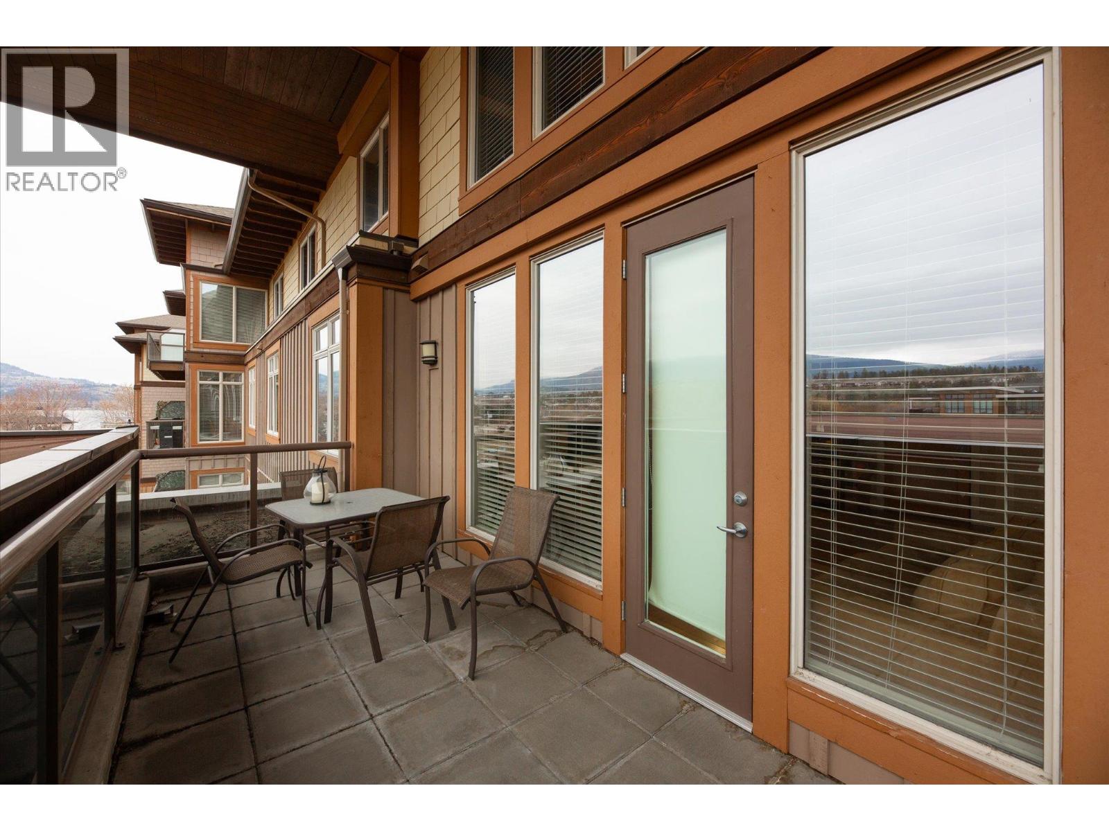 301 4205 Gellatly Road, West Kelowna