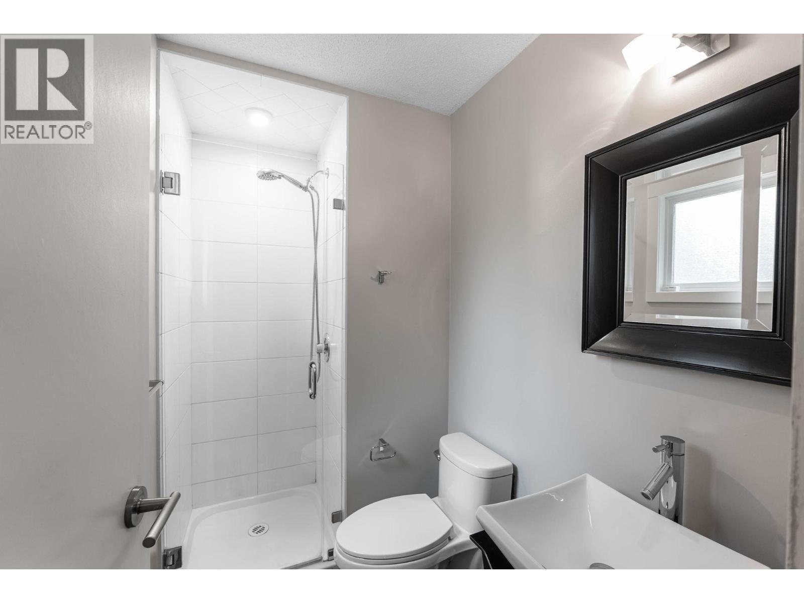  1100 Sussex Road, West Kelowna