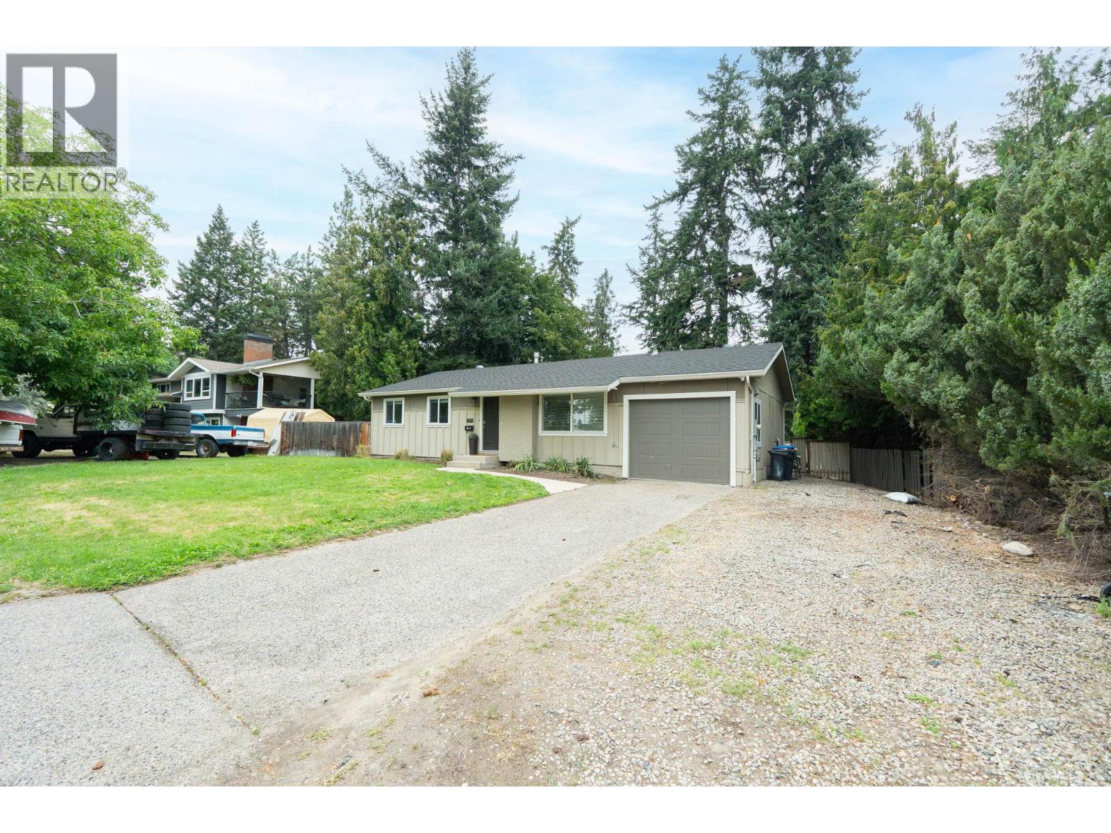  1100 Sussex Road, West Kelowna