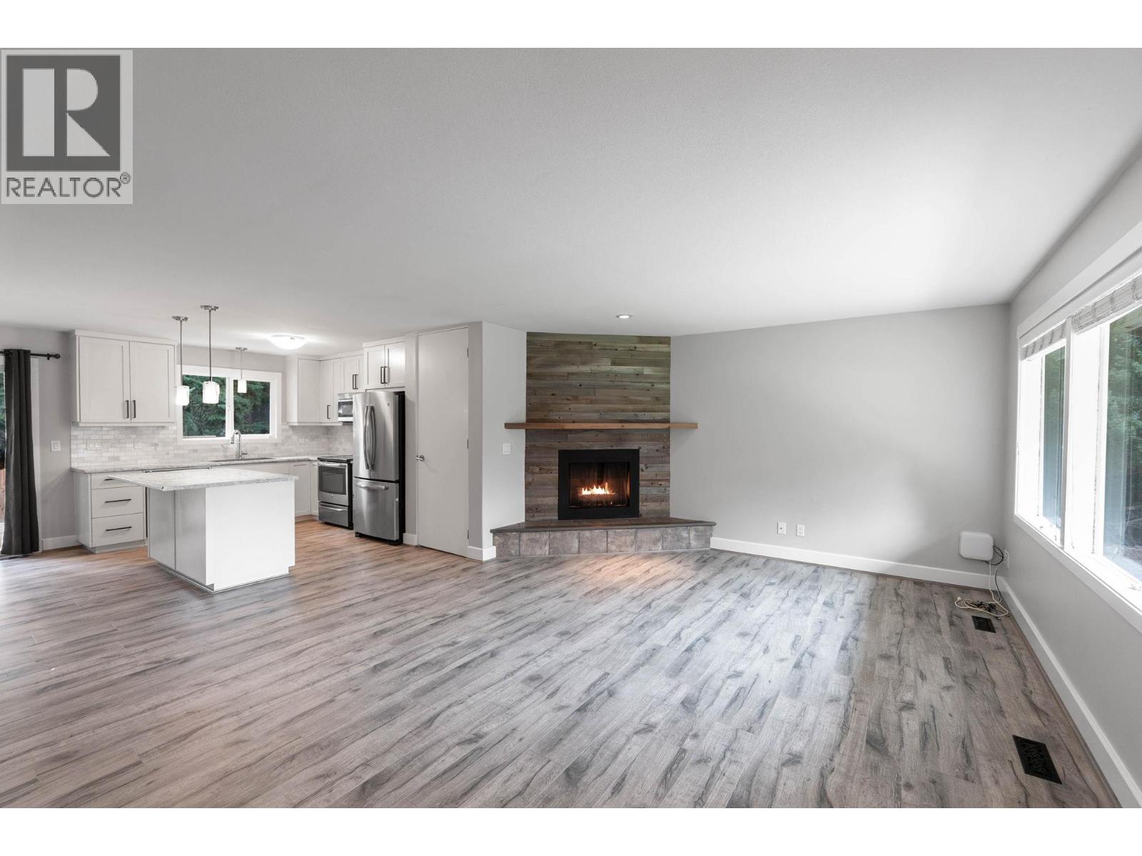  1100 Sussex Road, West Kelowna