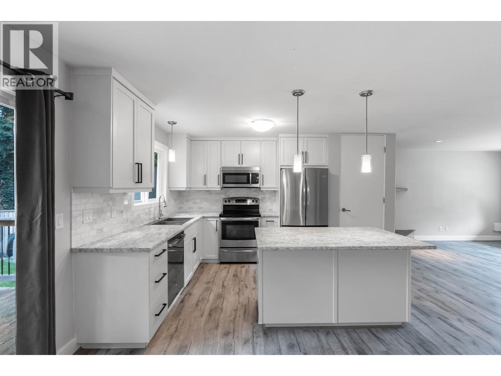  1100 Sussex Road, West Kelowna