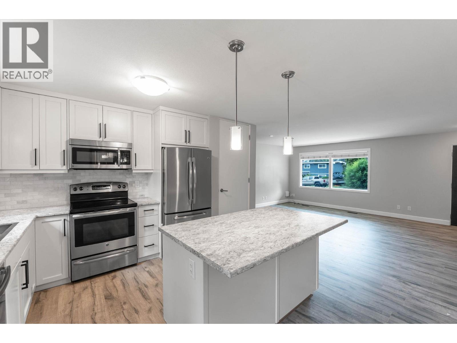  1100 Sussex Road, West Kelowna