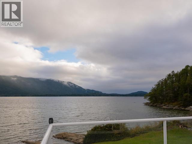 2440 JENKINSON ROAD, Powell River