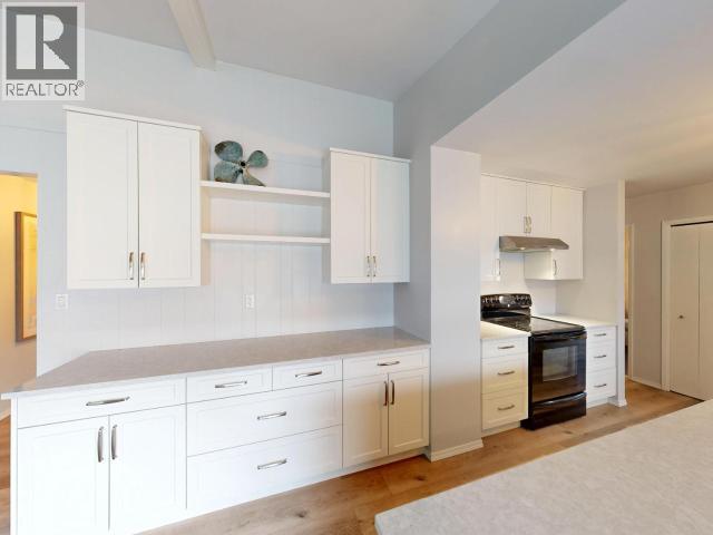 2440 JENKINSON ROAD, Powell River