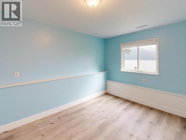 2440 JENKINSON ROAD, Powell River