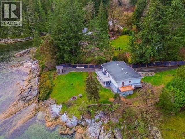 2440 JENKINSON ROAD, Powell River