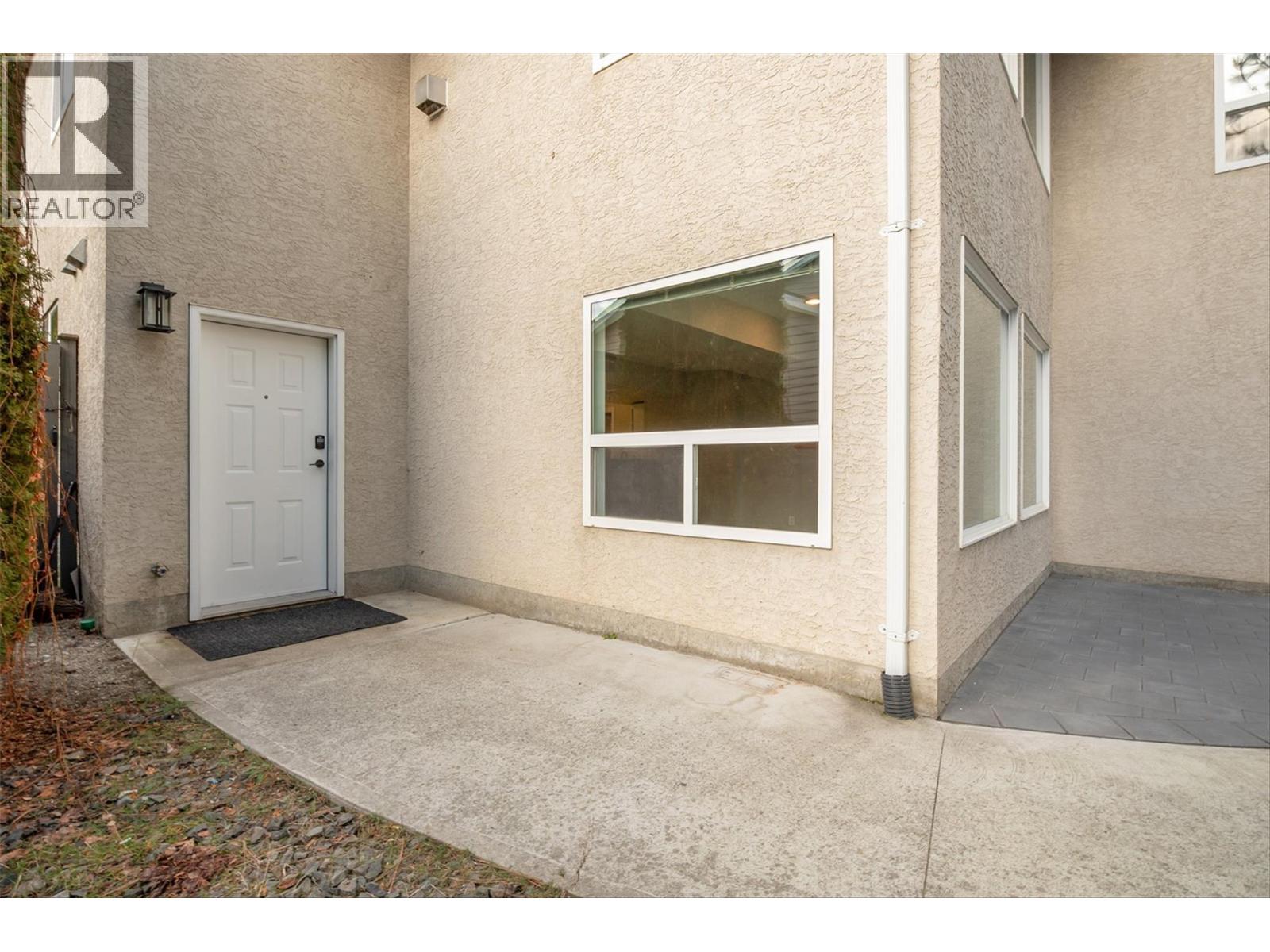  2063 Horizon Drive, West Kelowna