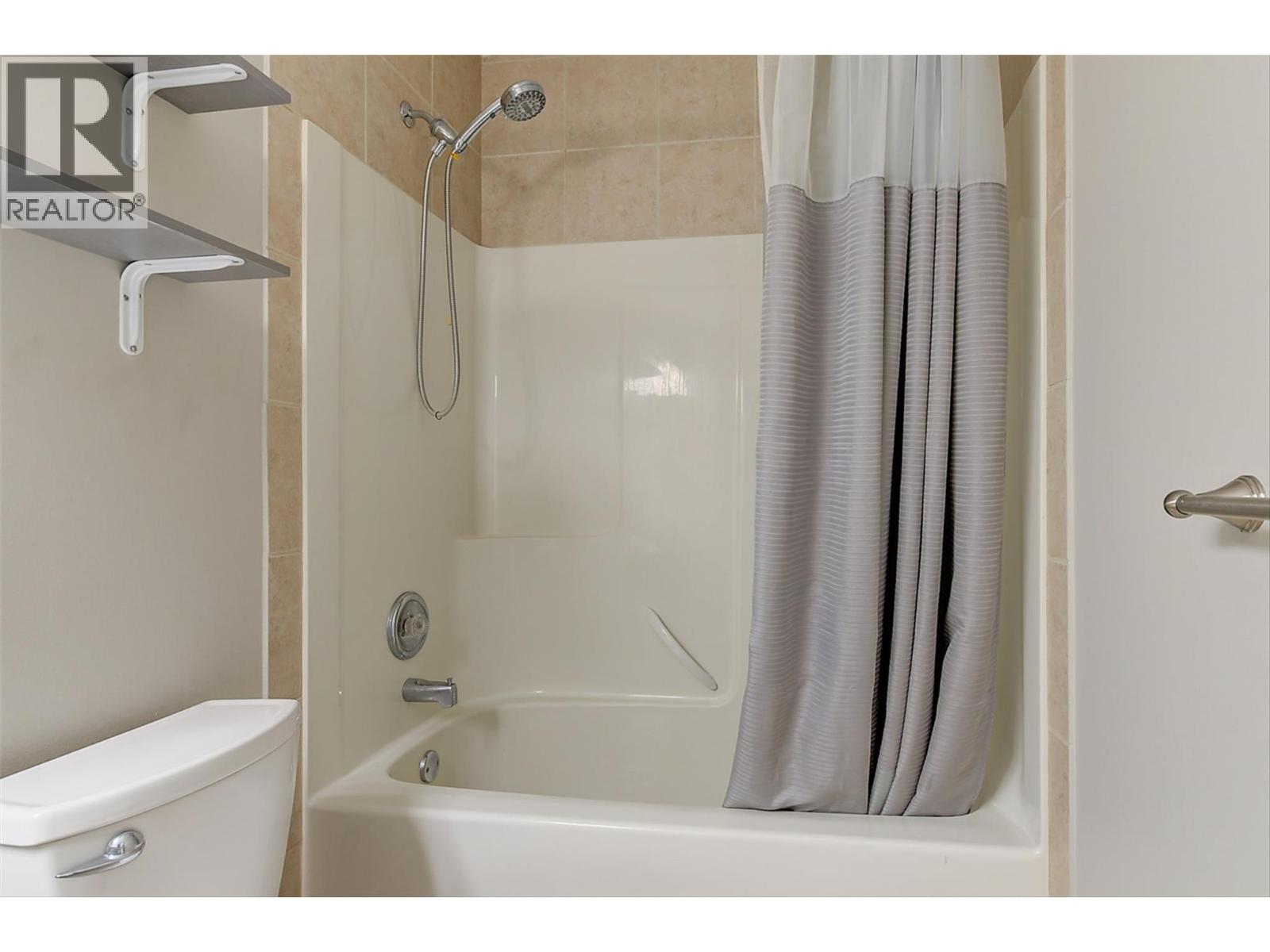  2063 Horizon Drive, West Kelowna