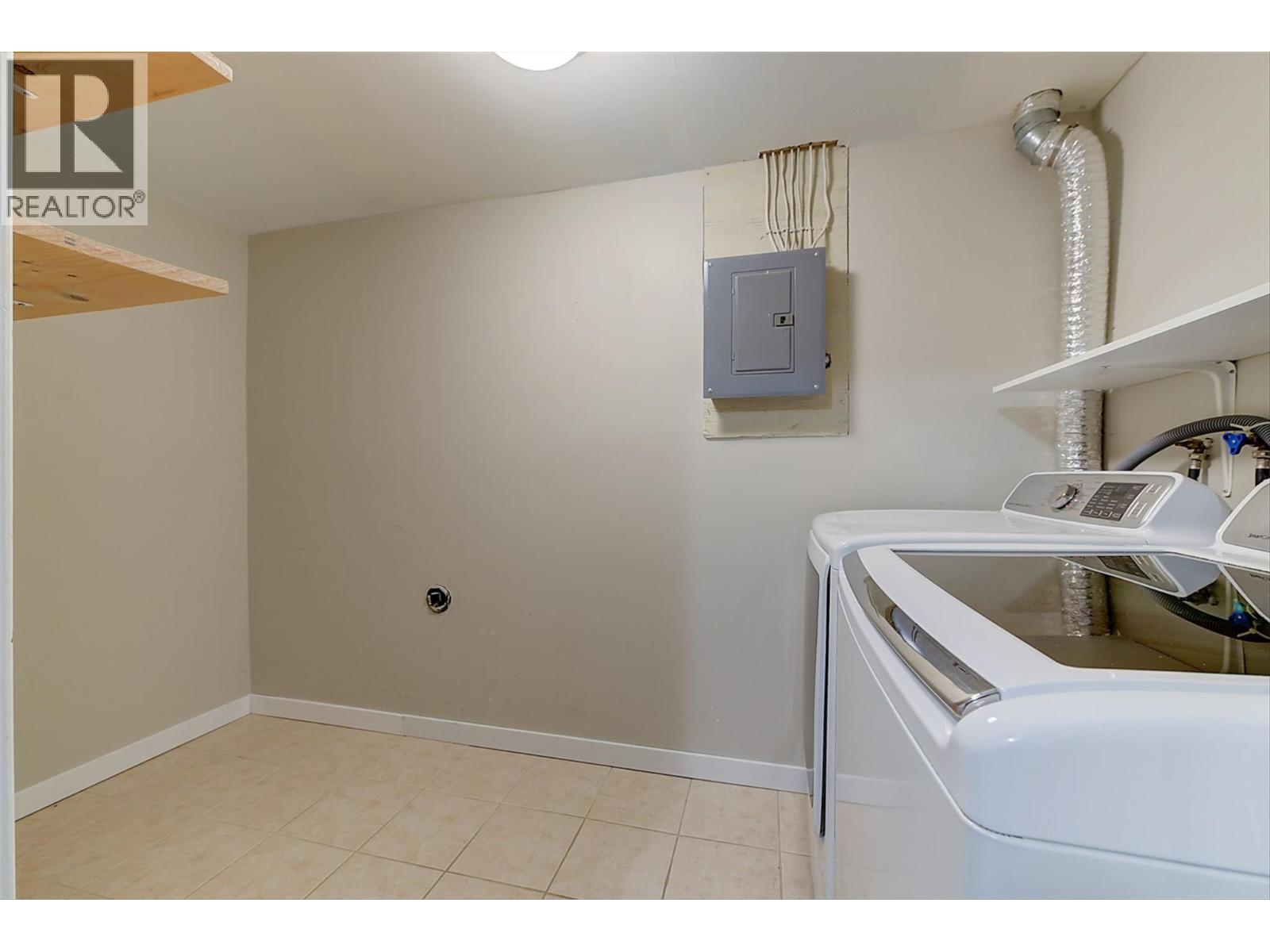  2063 Horizon Drive, West Kelowna