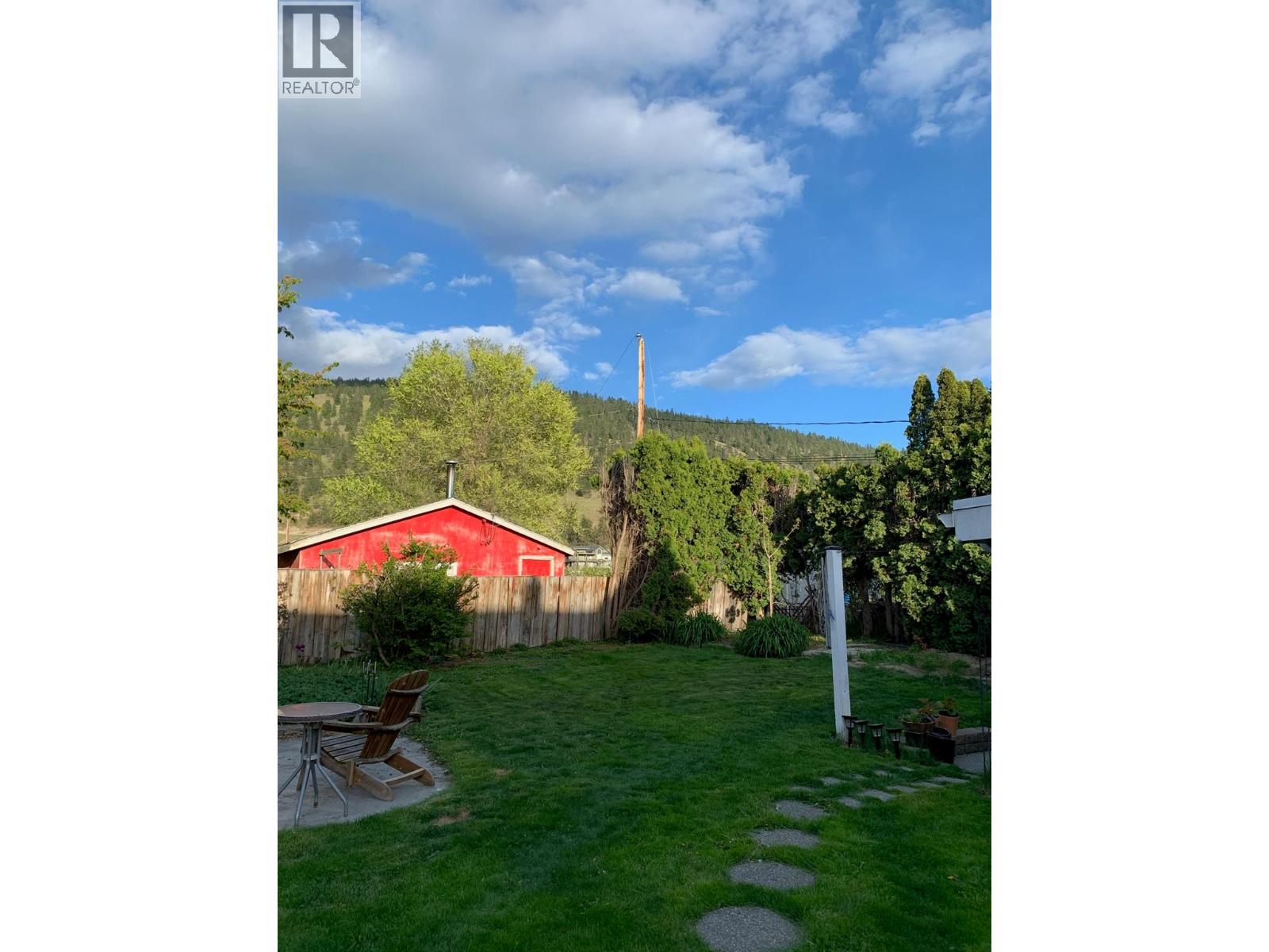 410 Upper Bench Road N, Penticton