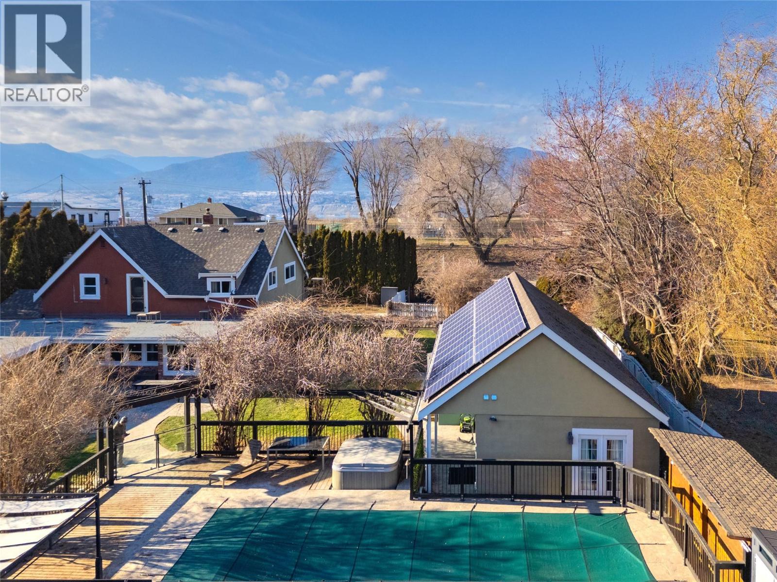 410 Upper Bench Road N, Penticton