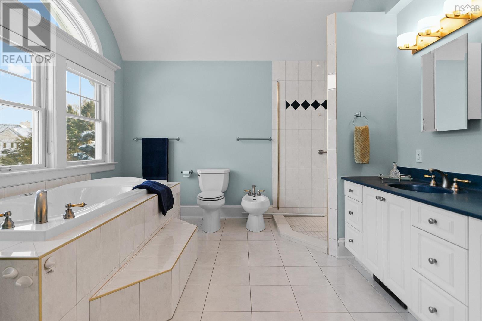 Property 28 of 41 of 217 Borgalds Drive