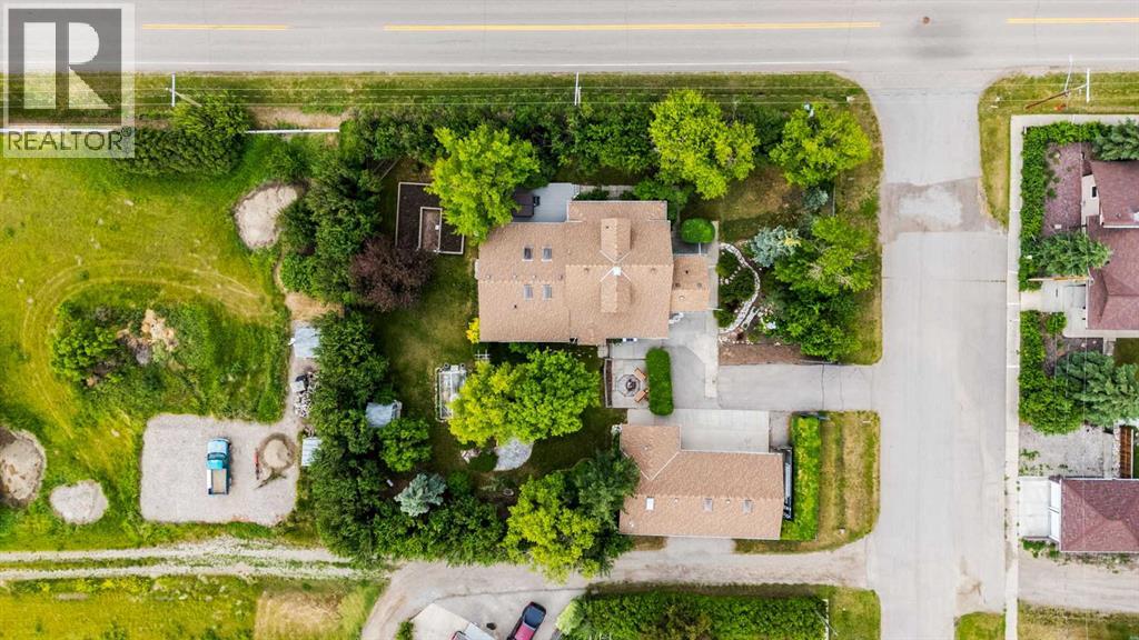 717 East Road - Photo 2 of 50, Standard, Alberta