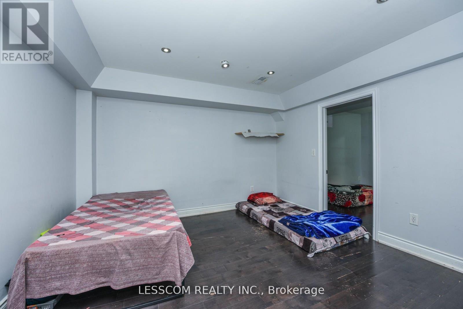 30 FAIRHILL AVENUE - 35