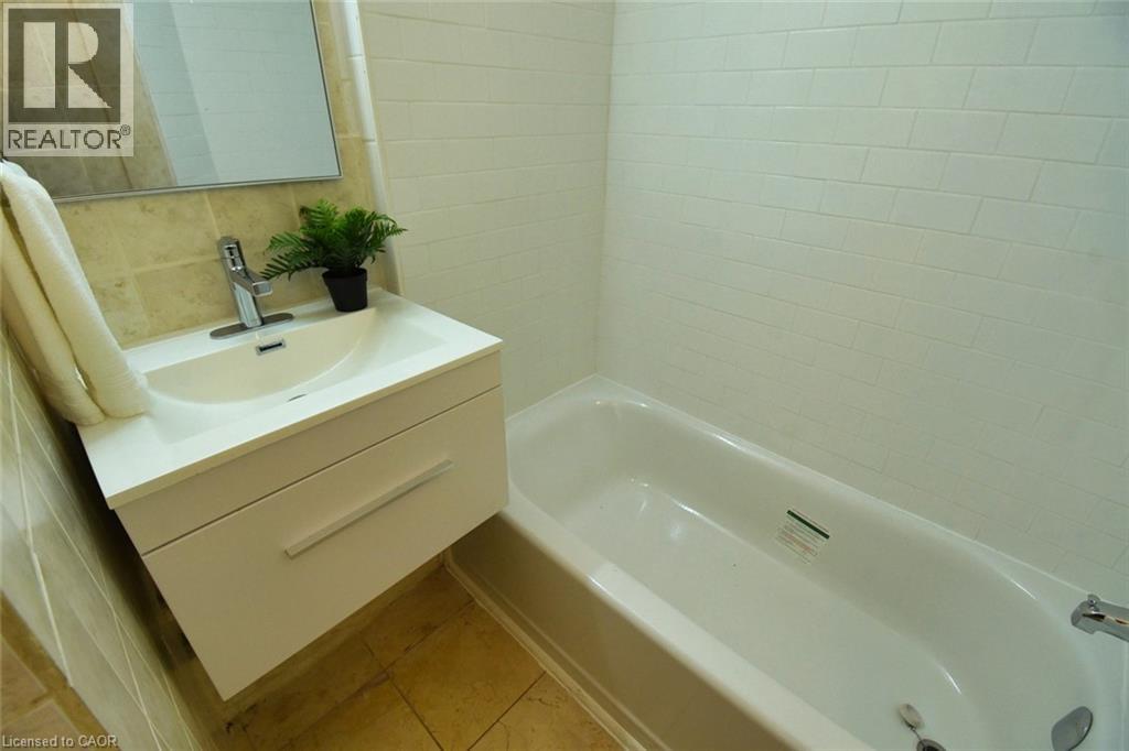 265 HUNTER STREET W - 20