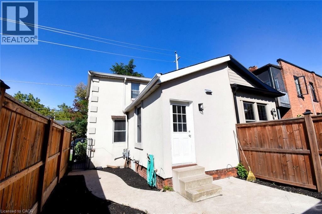 265 HUNTER STREET W - 23