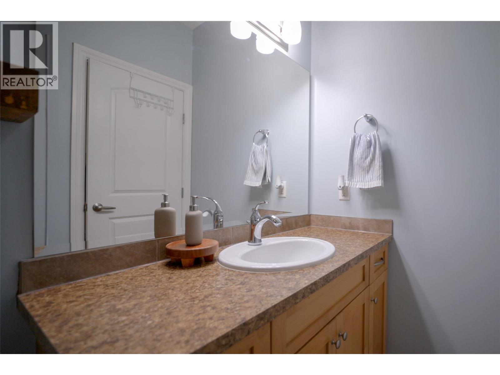 3313 WILSON Street Unit# 404, Penticton