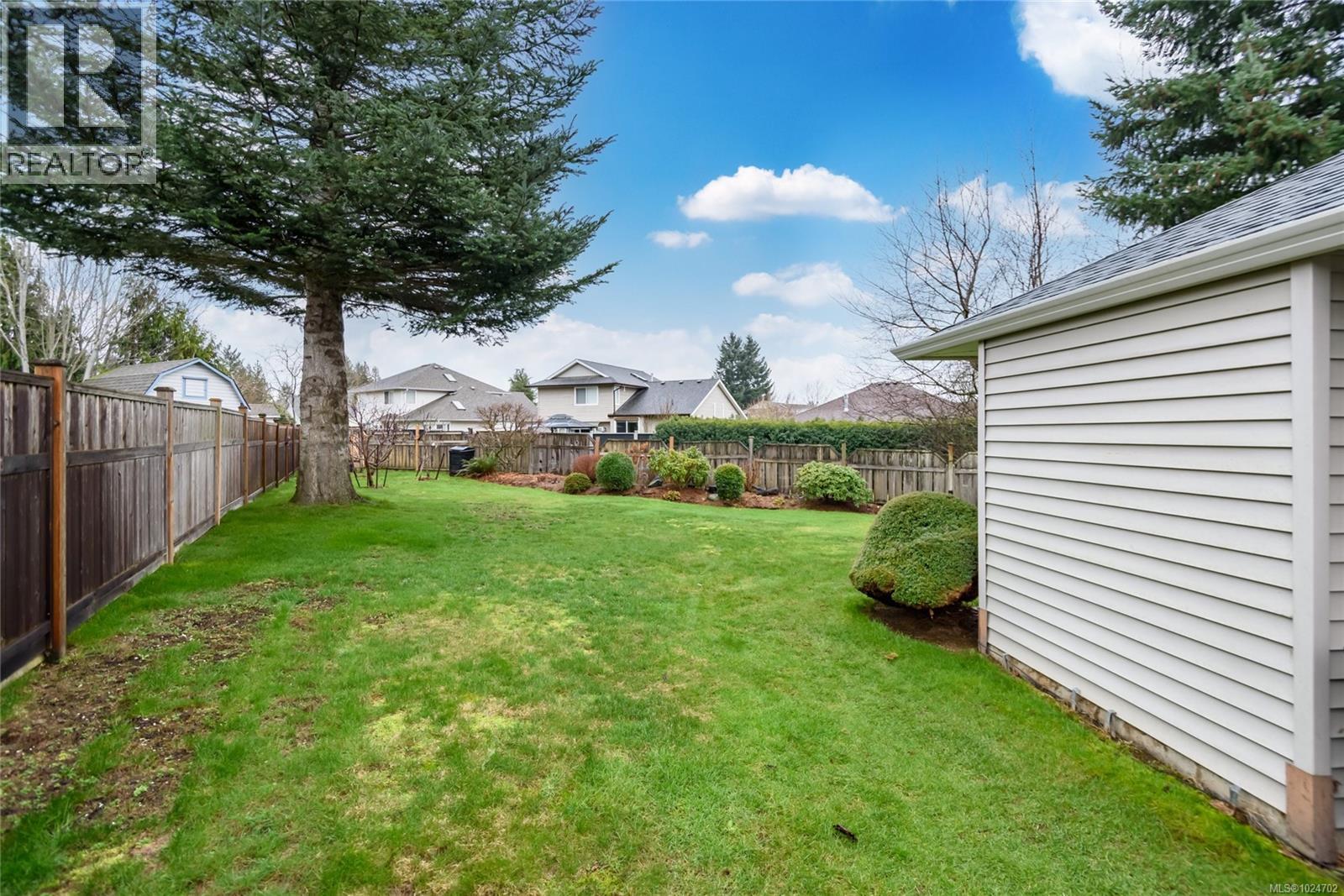 2055 Nevis Pl, Courtenay