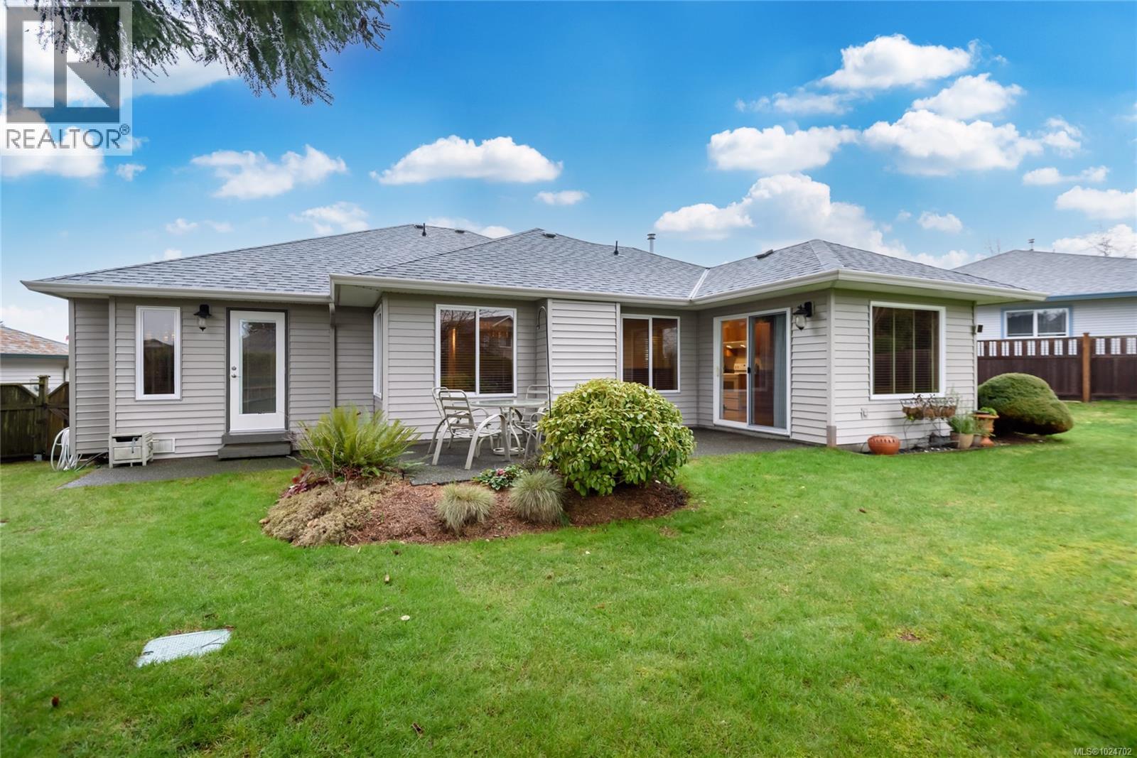 2055 Nevis Pl, Courtenay