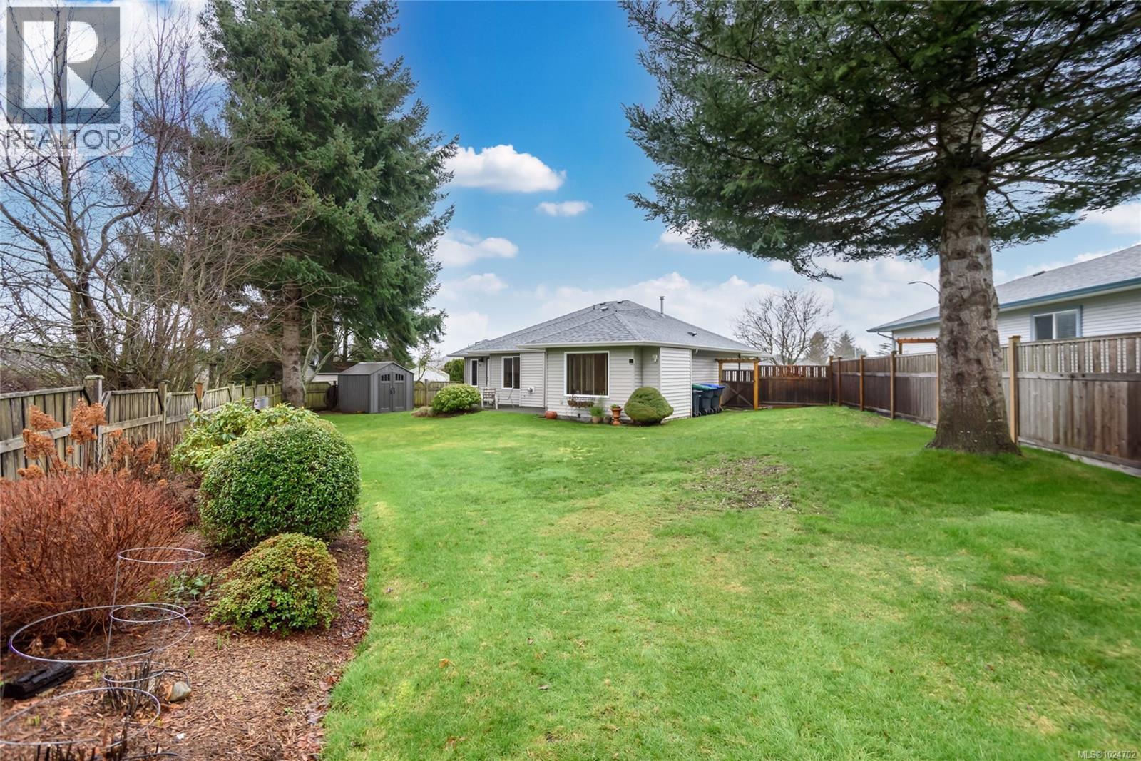 2055 Nevis Pl, Courtenay