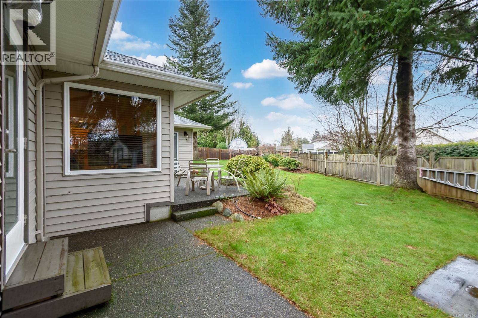 2055 Nevis Pl, Courtenay