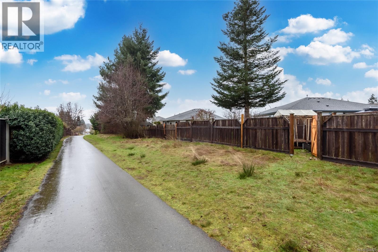 2055 Nevis Pl, Courtenay