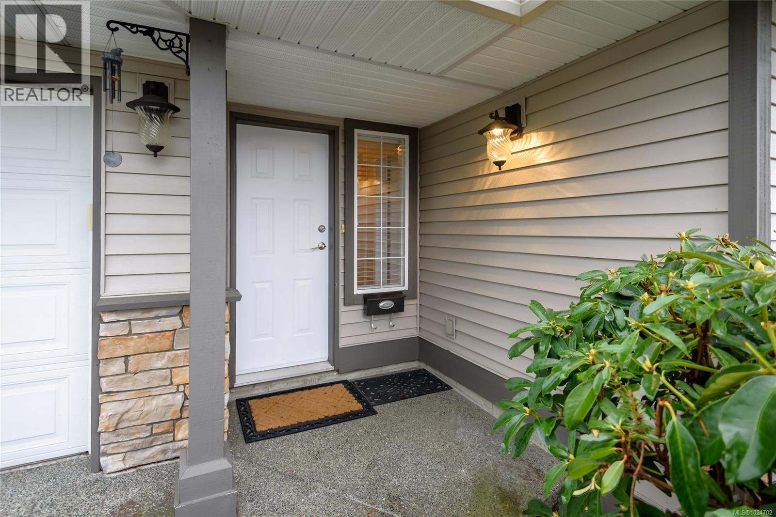 2055 Nevis Pl, Courtenay