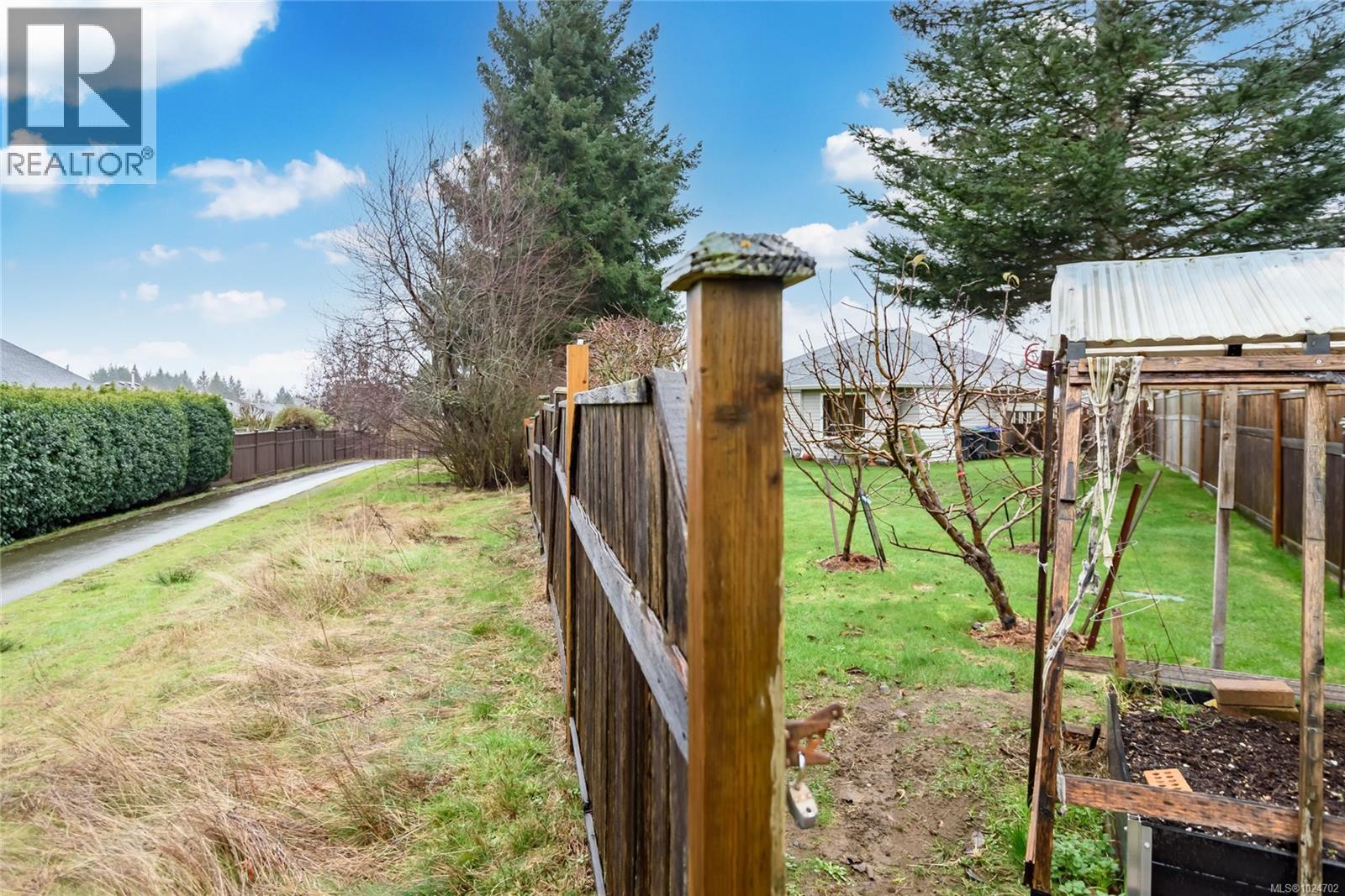 2055 Nevis Pl, Courtenay