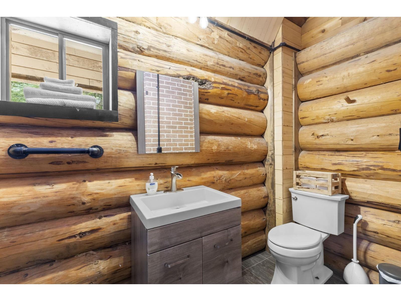 6 20649 EDELWEISS DRIVE, Agassiz