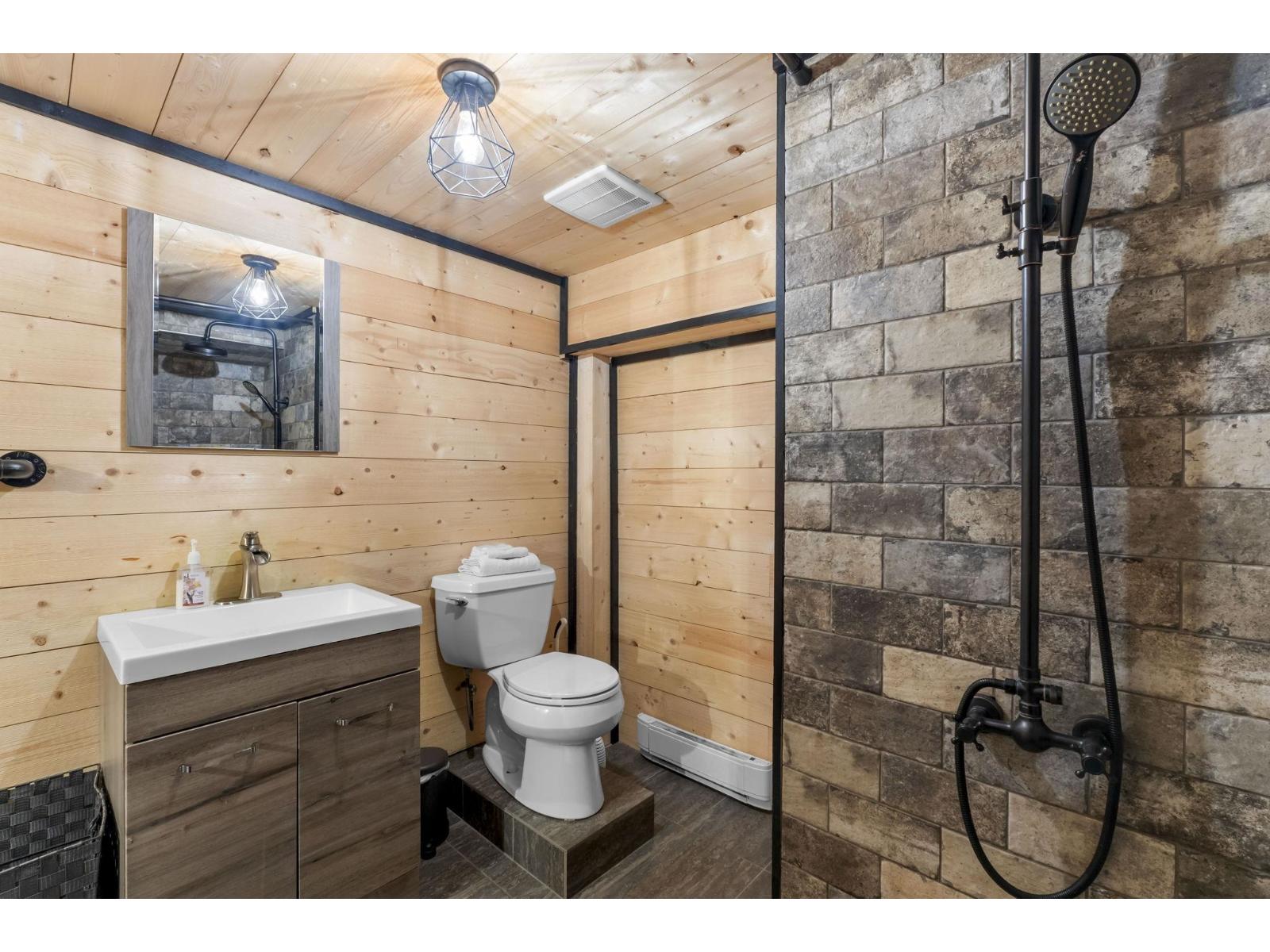 6 20649 EDELWEISS DRIVE, Agassiz