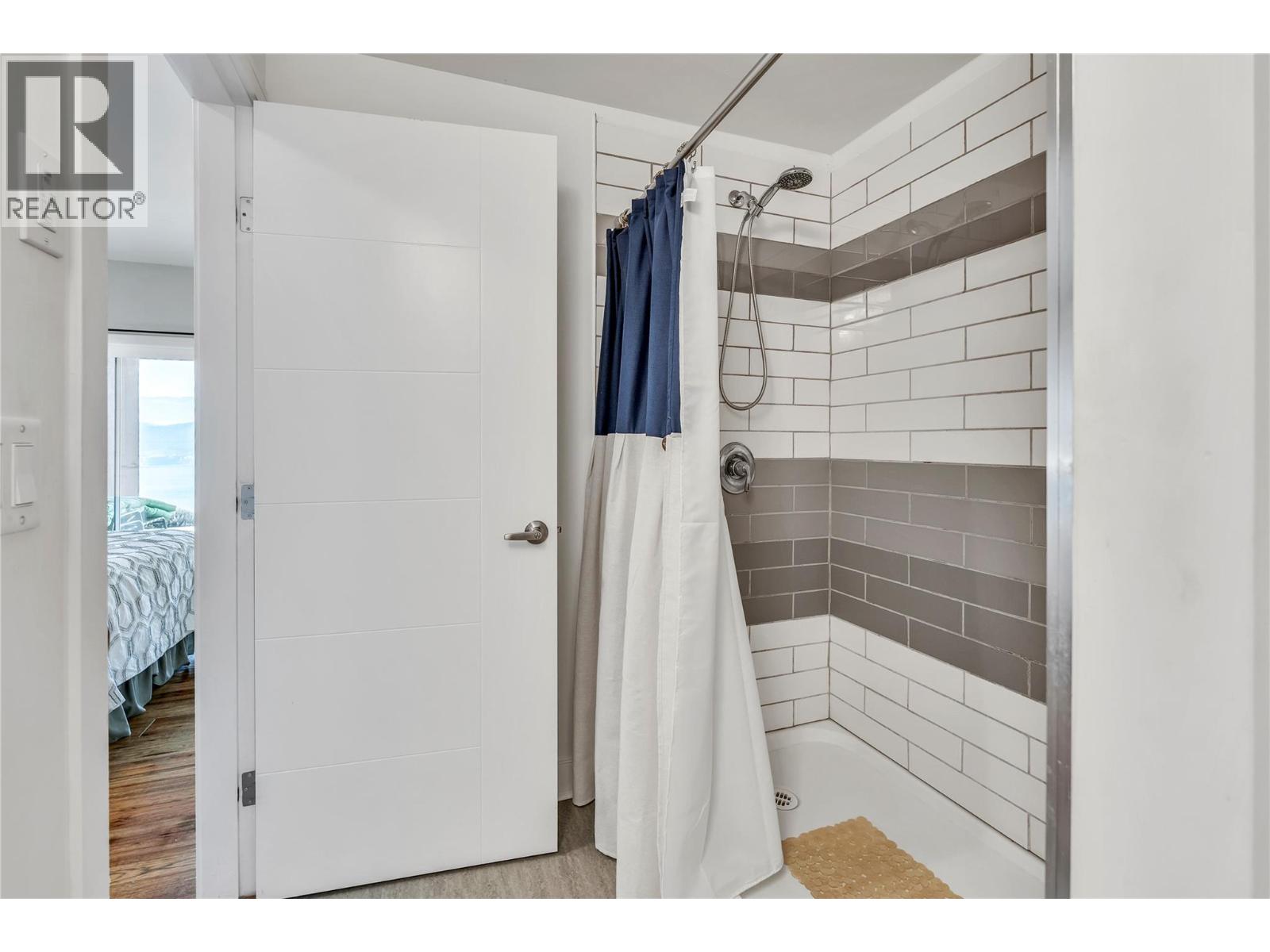 2502 Winifred Road, Naramata