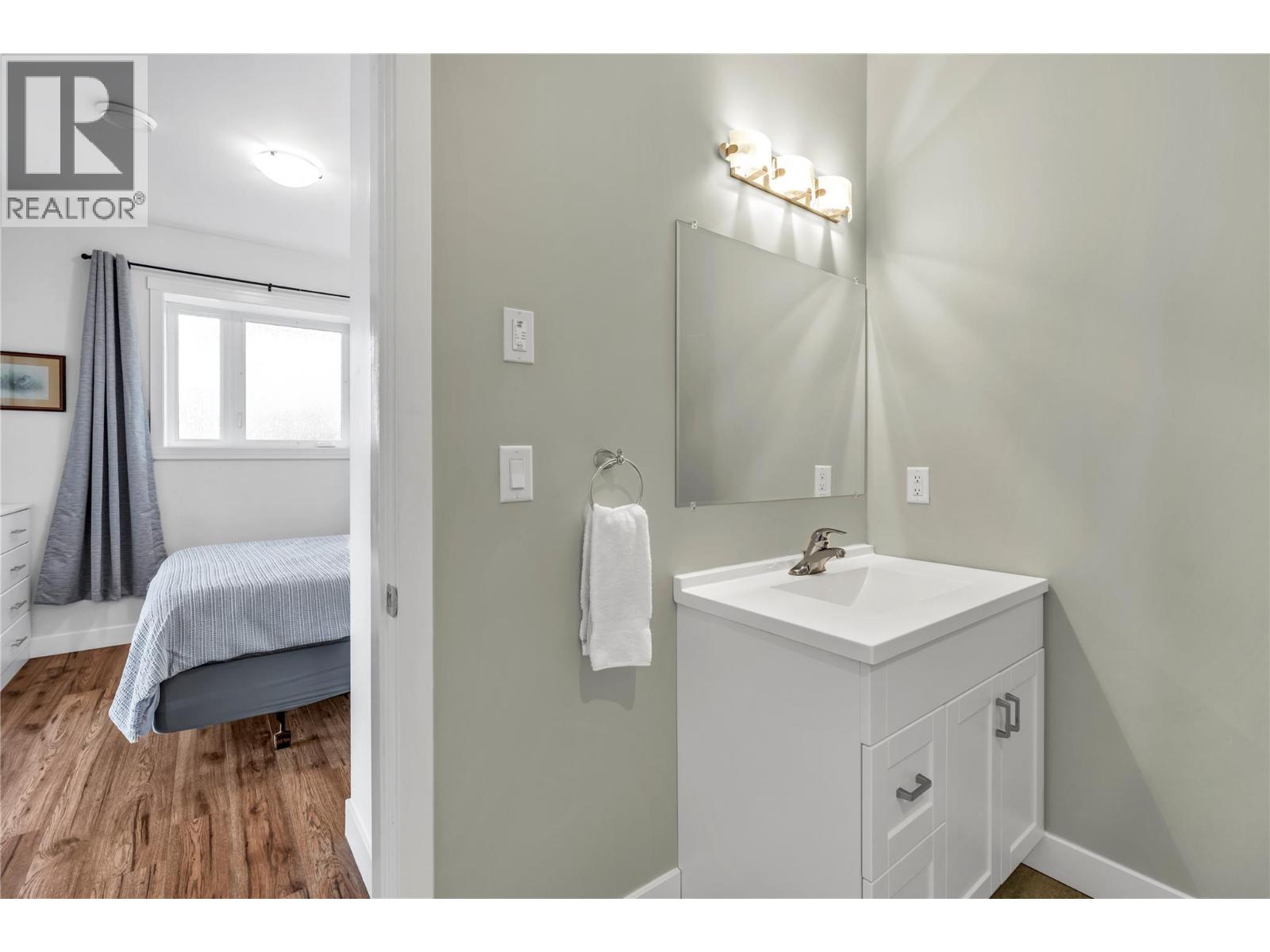 2502 Winifred Road, Naramata