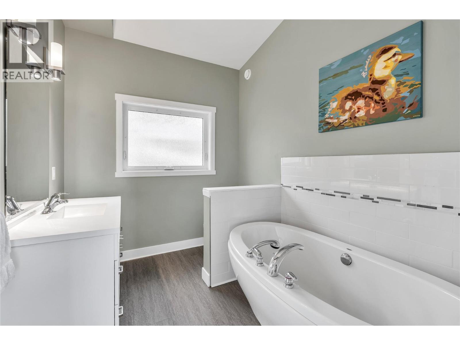 2502 Winifred Road, Naramata