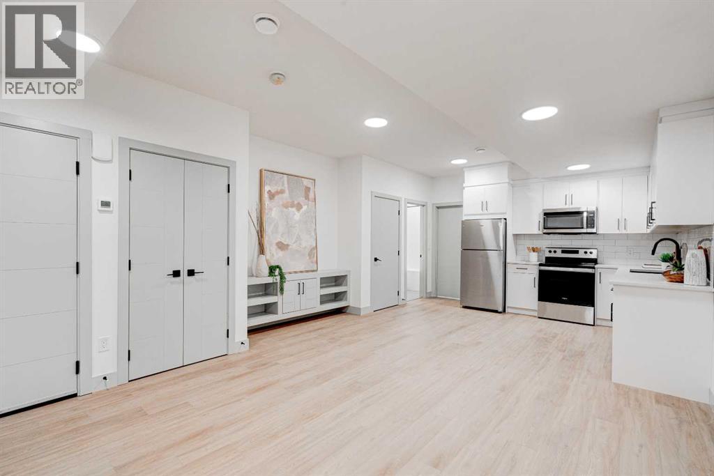 Single Family House for Sale in   Street NW Bowness Calgary 