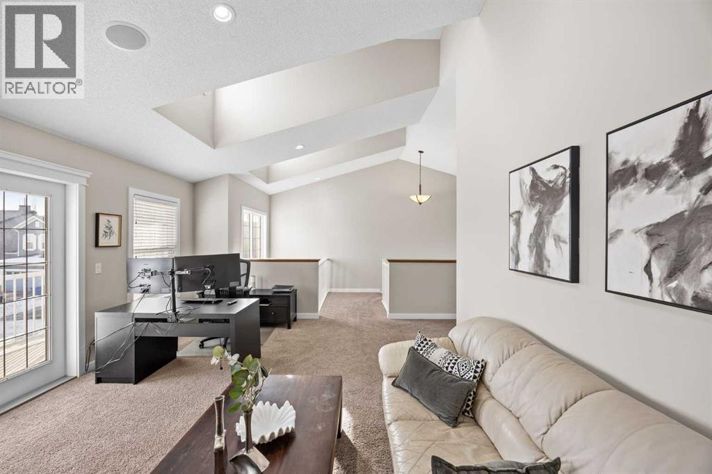 Single Family House for Sale in  Royal Oak Heath NW Royal Oak Calgary 