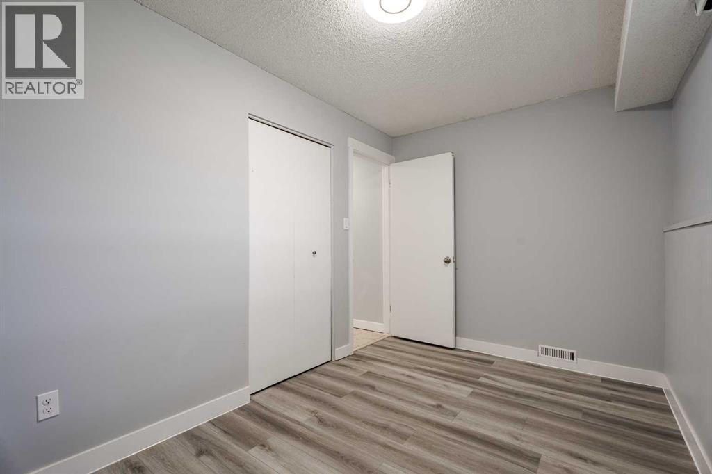 Multi-family House Bi-level for Sale in  Sabrina Road SW Southwood Calgary 