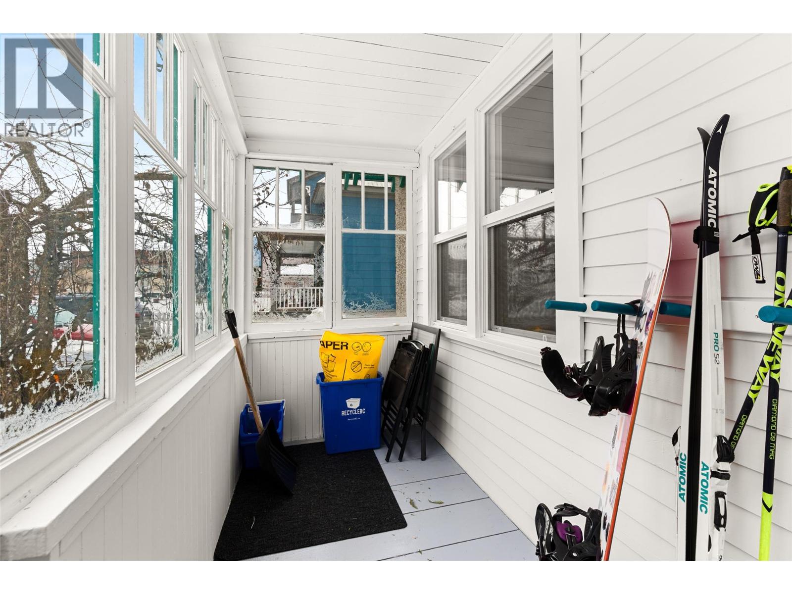 517 Second Street W, Revelstoke