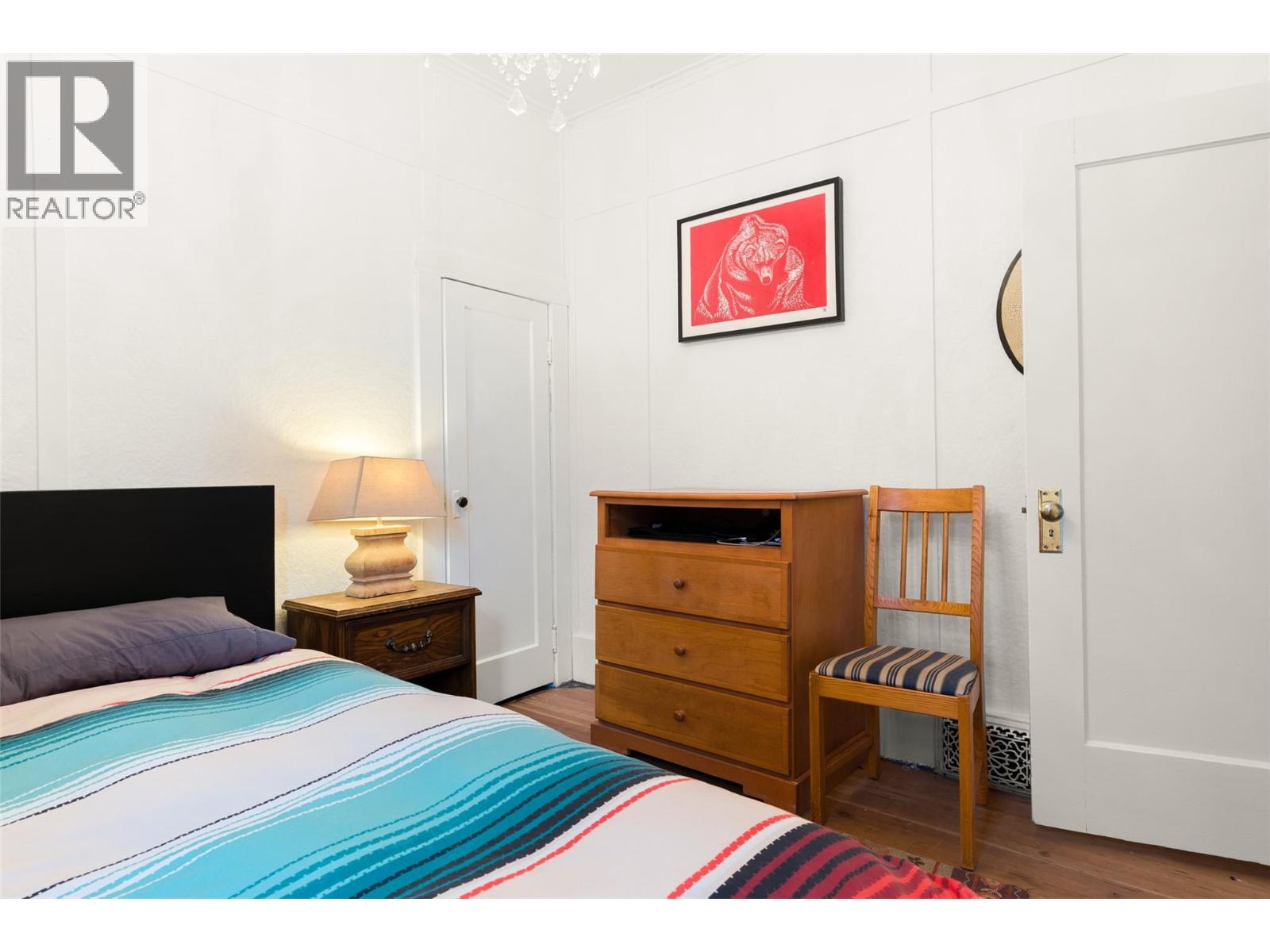 517 Second Street W, Revelstoke