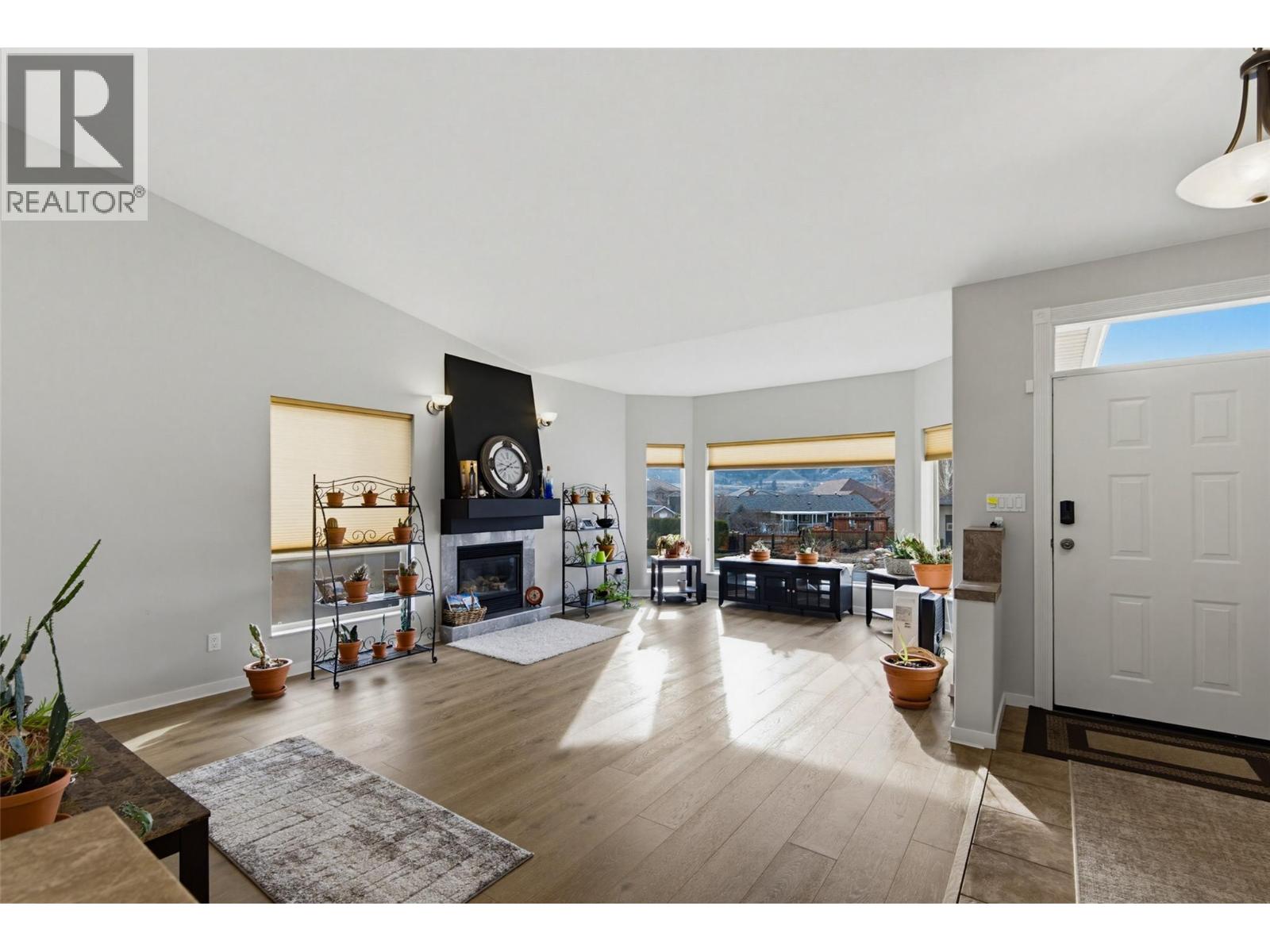 3744 NAVATANEE DRIVE - Image 2