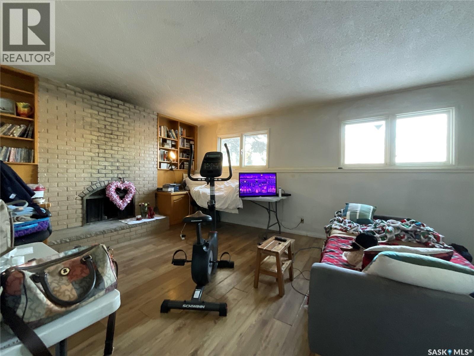 Single Family House for Sale in  Habkirk DRIVE Regina 