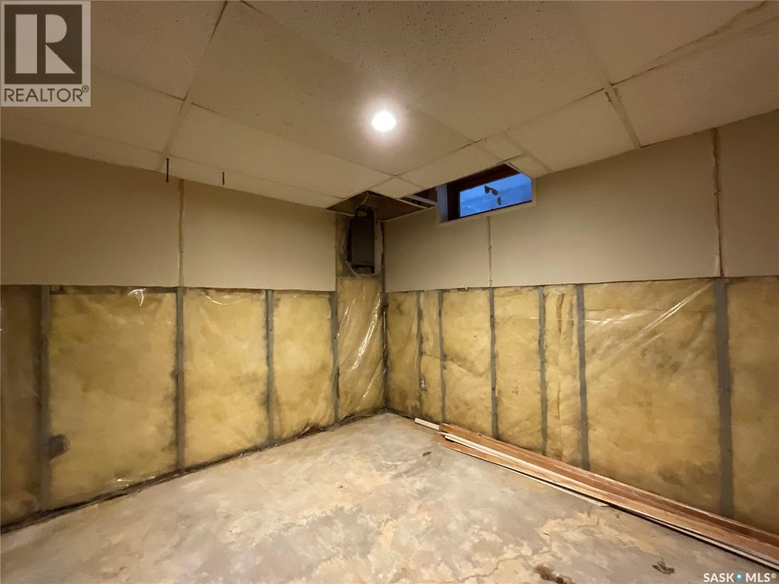 Single Family House for Sale in  Habkirk DRIVE Regina 