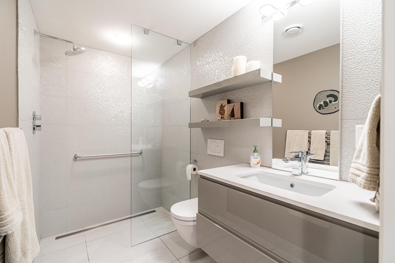 14976 BEACHVIEW AVENUE, White Rock