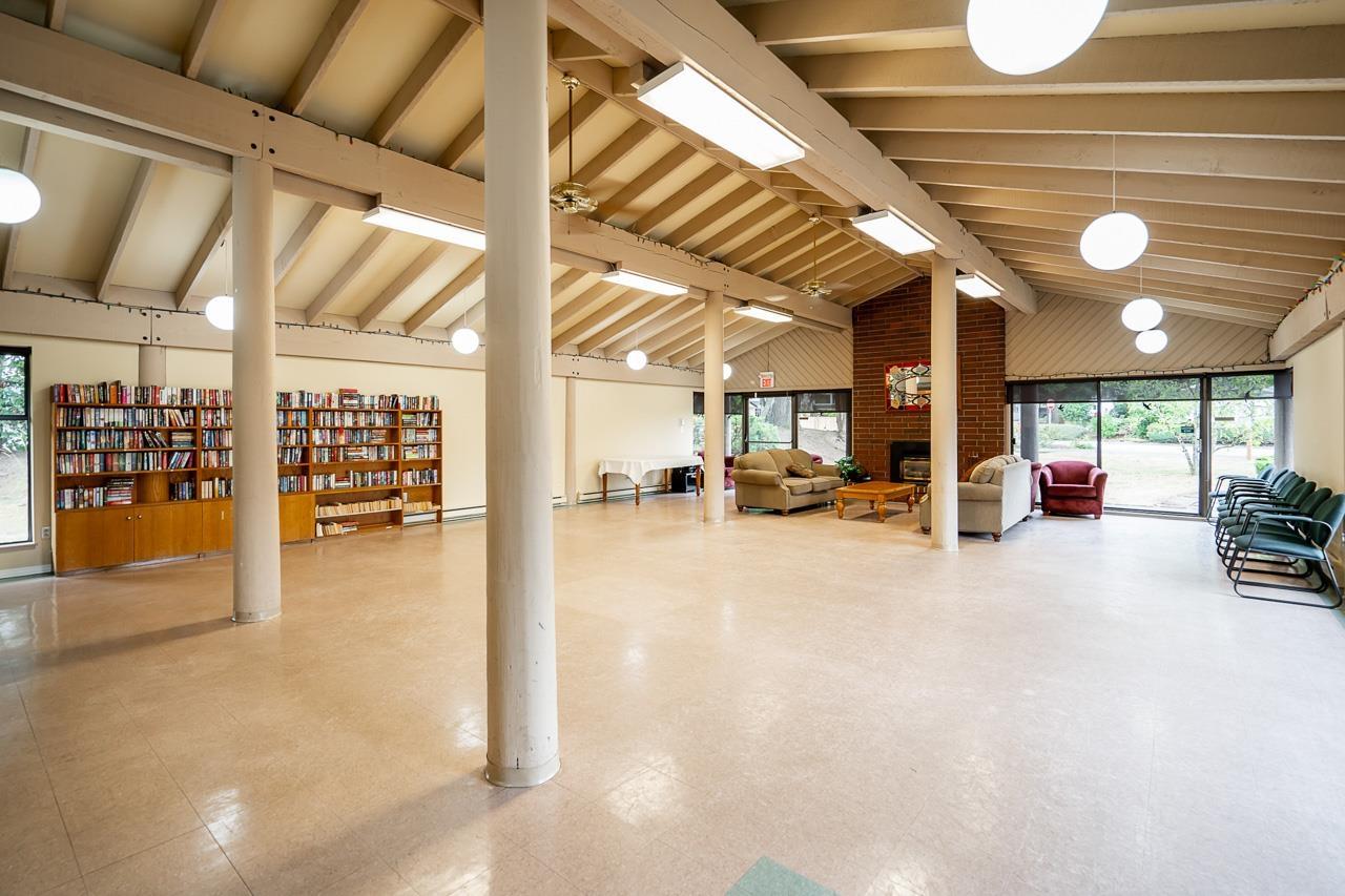 100 15875 20TH AVENUE, Surrey